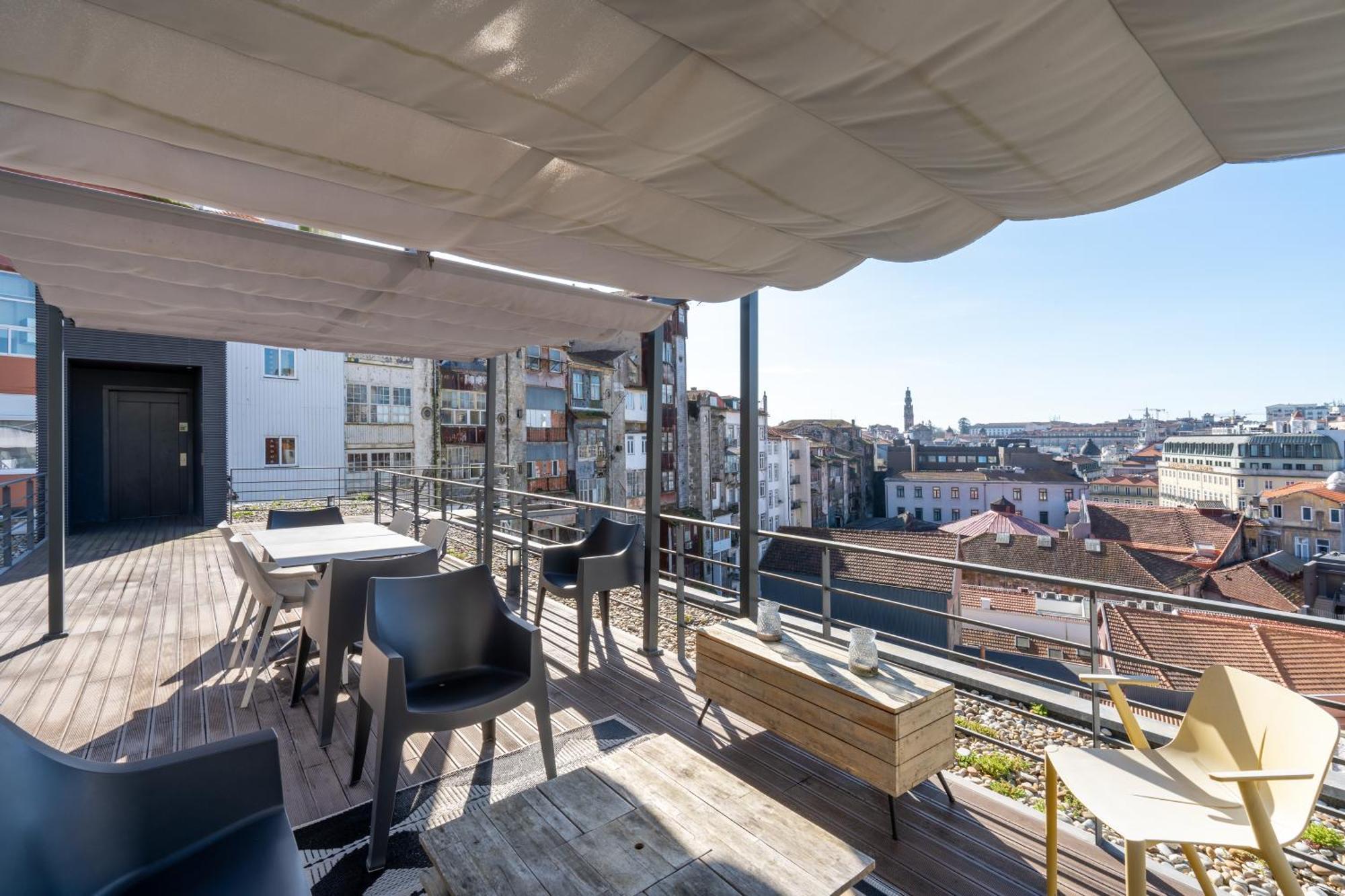 Viva 4 Suites Batalha Residence & Size Flats Batalha Porto Bagian luar foto