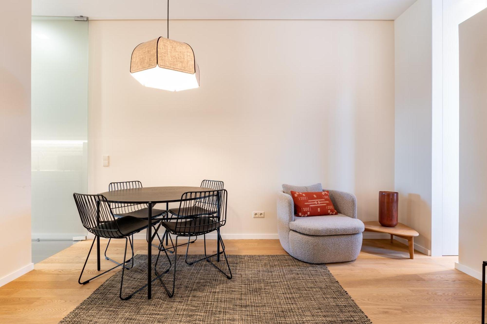 Viva 4 Suites Batalha Residence & Size Flats Batalha Porto Bagian luar foto