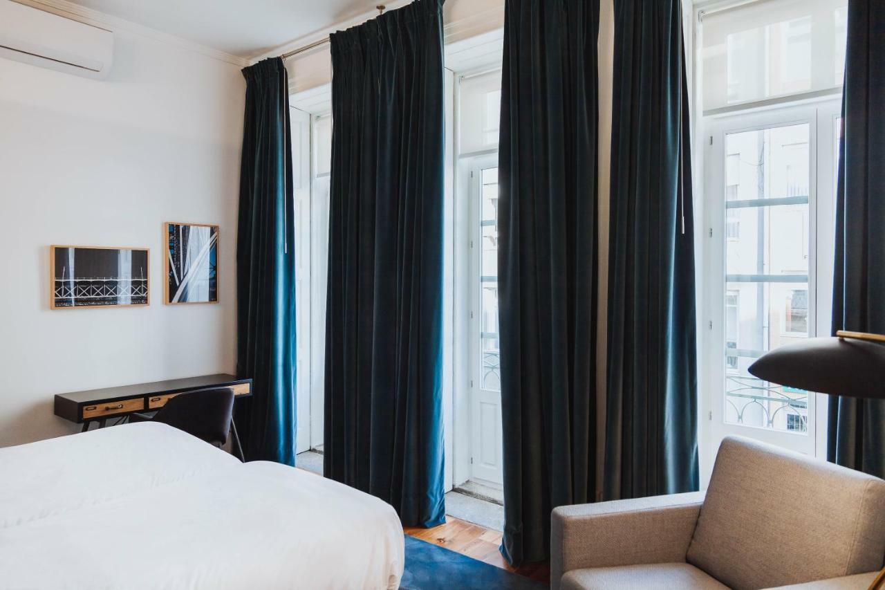 Viva 4 Suites Batalha Residence & Size Flats Batalha Porto Bagian luar foto